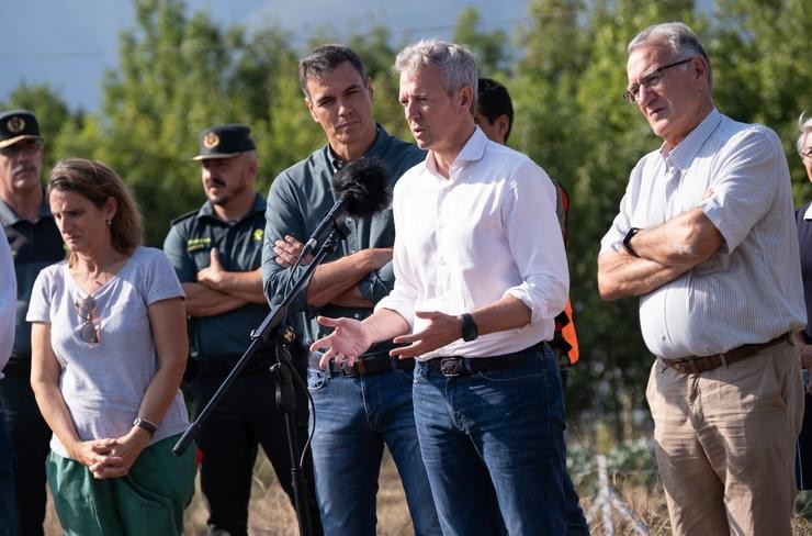 O presidente da Xunta, Alfonso Rueda, e o presidente do Goberno de España, Pedro Sánchez, visita Alixo, no Barco de Valdeorras (Ourense).. XUNTA 