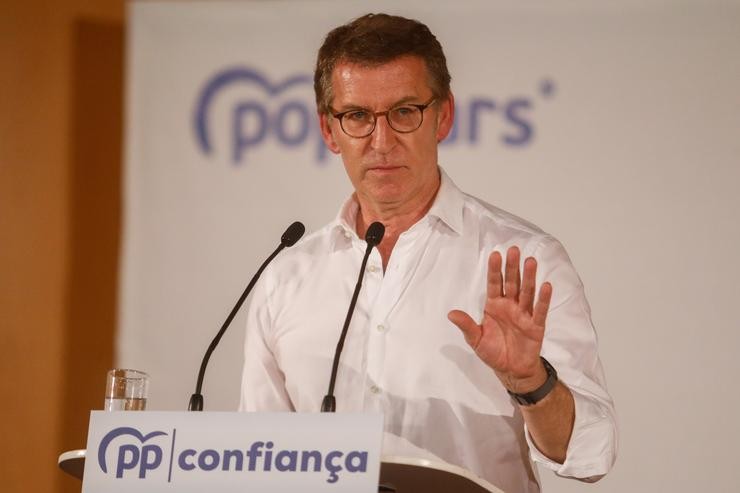 O presidente do Partido Popular (PP), Alberto Núñez Feijóo, intervén durante o XIV congreso do Partido Popular catalán, a 23 de xullo de 2022, en Barcelona, Cataluña (España).. Kike Recuncho - Europa Press / Europa Press