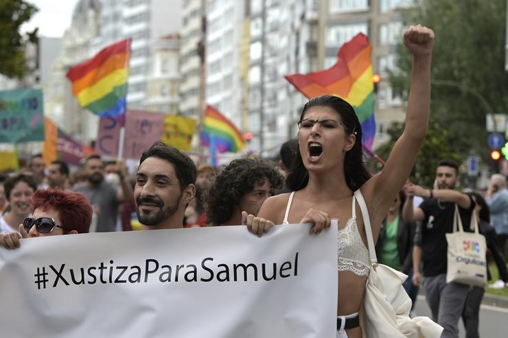 Manifestación de entidades LGTBI no Día do Orgullo con recordo a Samuel Luiz / M. DYLAN - Europa Press
