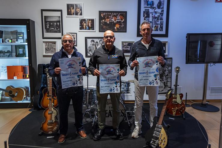 Presentación Do "Music Camp" En Muiños. Participan Manuel Baltar (Presidente Dá Deputación Ourense), Plácido Álvarez Dobaño (Alcalde De Muiños) E Fernando Calvo Fernández (Organizador De Campamento).. DEPUTACIÓN DE OURENSE / Europa Press