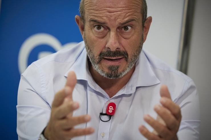 O vicesecretario nacional de Coordinación Autonómica e Local do PP, Pedro Rollán, durante unha entrevista para Europa Press, na sede do Partido Popular, a 11 de agosto de 2022, en Madrid / Jesús Hellín - Europa Press.