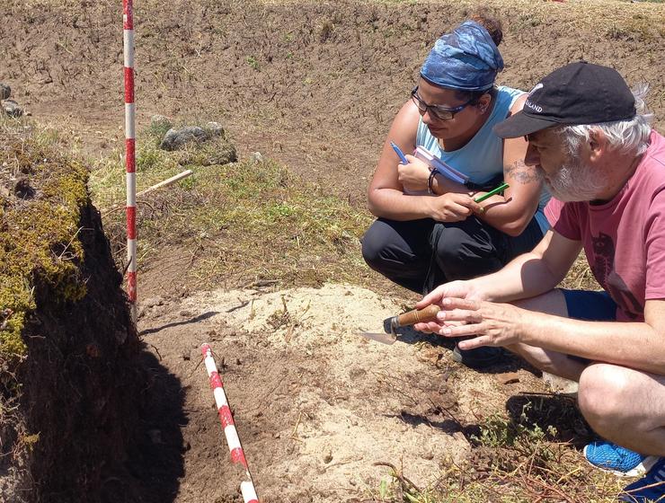 Un estudo dun grupo de investigación da USC permite analizar a "singular" formación do chan da necrópole da Lanzada (Pontevedra).. USC / Europa Press