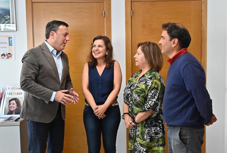 O secretario xeral do PSdeG e presidente da Deputación da Coruña, Valentín González Formoso, nun encontro con empresarios de Pocomaco. TORRECILLA 