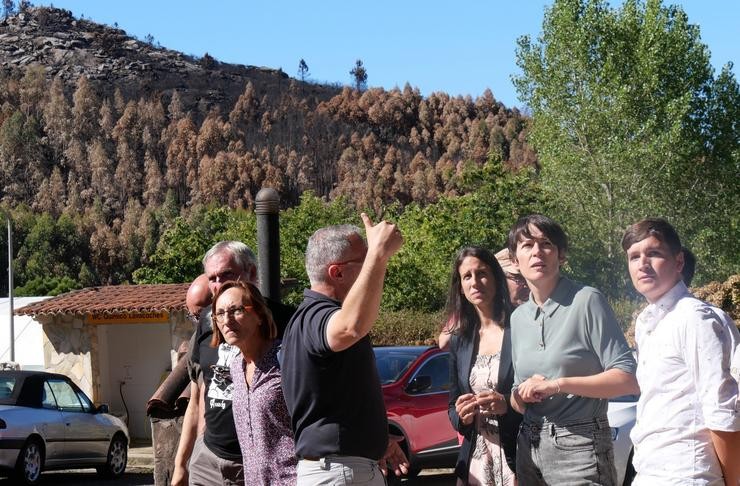 Ana Pontón (BNG) visita varias zonas queimadas polo incendio da serra do Barbanza, a 19 de agosto de 2022 