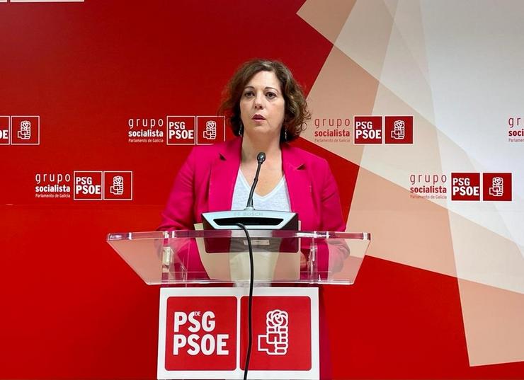 A deputada do PSdeG Begoña Rodríguez Rumbo nunha rolda de prensa.. PSDEG