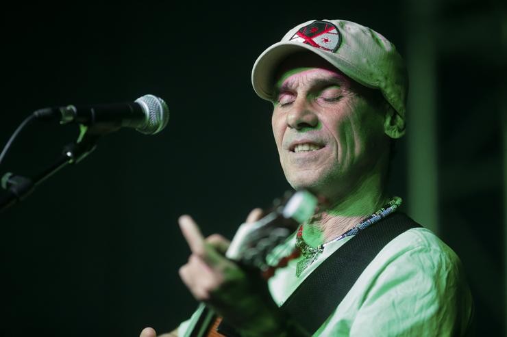 Arquivo - O cantante Manu Chao durante un concerto na Sala Tebras de Lugo, a 13 de marzo de 2022, en Lugo, Galicia (España). O cantautor e músico, de orixe francesa e nacionalizada español, volve aos escenarios tras oito anos sen actuar na reg. Carlos Castro - Europa Press - Arquivo / Europa Press