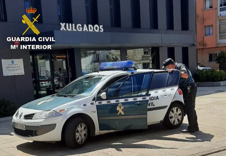 Imaxe da chegada de detidos a un xulgado / GARDA CIVIL