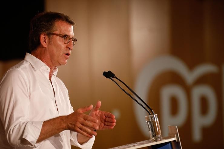 O presidente do Partido Popular (PP), Alberto Núñez Feijóo, intervén durante o XIV congreso do Partido Popular catalán, a 23 de xullo de 2022, en Barcelona, Cataluña (España).. Kike Recuncho - Europa Press 
