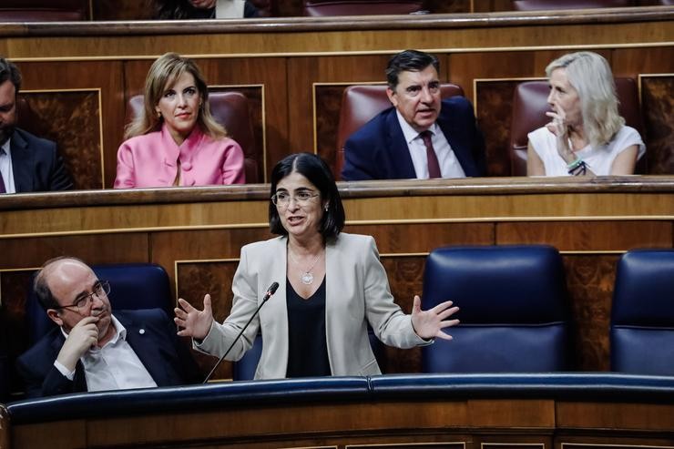 A ministra de Sanidade, Carolina Darias, intervén durante unha sesión plenaria no Congreso dos Deputados, a 14 de setembro de 2022, en Madrid (España). O pleno aprobou onte iniciar a tramitación da reforma do Estatuto de Autonomía de Aragón. Carlos Luján - Europa Press 