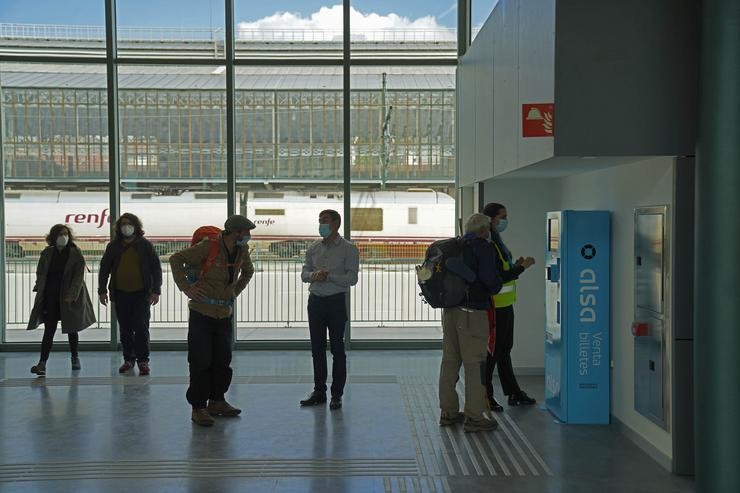 Arquivo - Interior da nova estación intermodal de Santiago de Compostela. Álvaro Ballesteros - Europa Press - Arquivo 