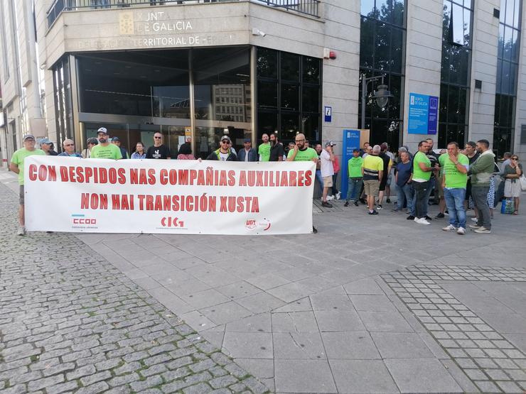 Concentración en Ferrol dos traballadores das auxiliares de Endesa nas Pontes para reclamar "unha transición xusta"