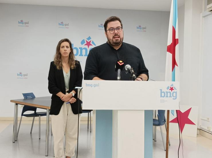 Rolda de prensa do portavoz municipal do BNG en Vigo, Xabier Pérez Igrexas, e da deputada nacionalista, Alexandra Fernández / BNG VIGO