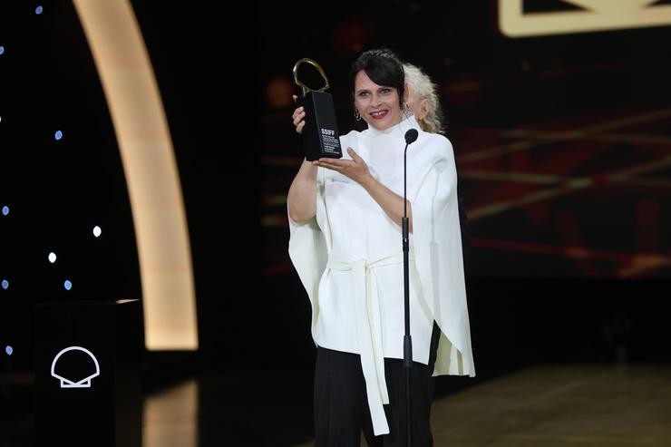 Jaione Camborda durante a clausura do 71 Festival Internacional de Cinema de San Sebastián no Kursaal, en San Sebastián (Guipúzcoa, País Vasco, España). Raúl Terrel - Europa Press / Europa Press