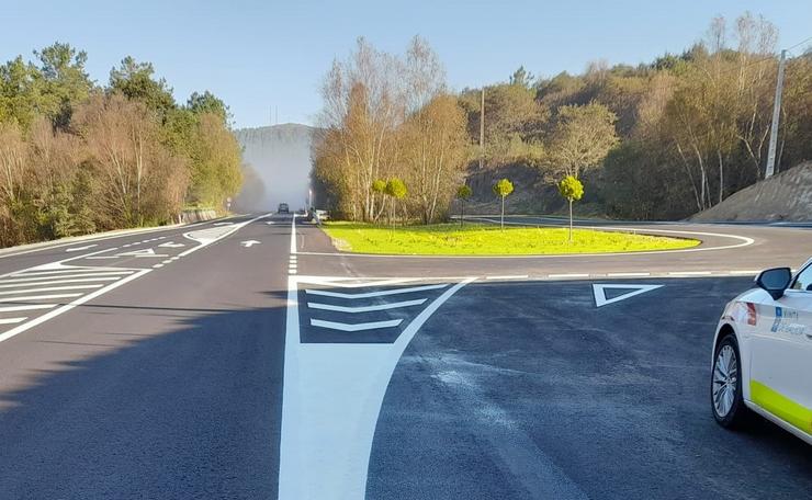 Obras de acceso ao polígono empresarial de Beariz, desde a estrada OU-212 / XUNTA DE GALICIA