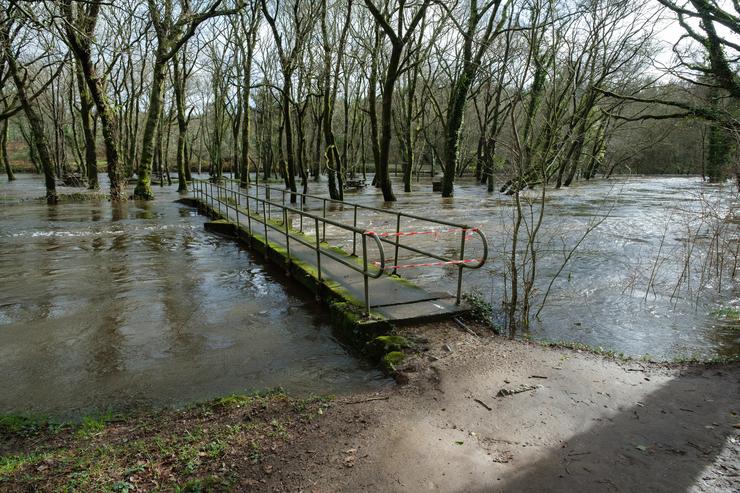 Inundacións provocadas polo desbordamento do río Tambre./ César Arxina - Europa Press 