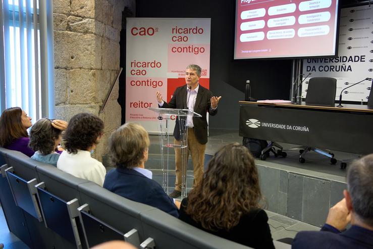 O candidato de Nova Luce a reitor da UDC, Ricardo Cao, presenta o seu programa electoral / E-ME COMUNICACIÓN