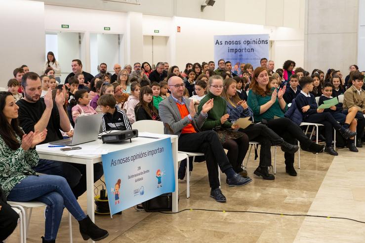 O director xeral de Familia, Infancia e Dinamización Demográfica, Jacobo Rey, participa no acto conmemorativo do Día Internacional dous Dereitos dá Infancia, organizado pola Plataforma de Organizacións de Infancia de Galicia (POIG) 