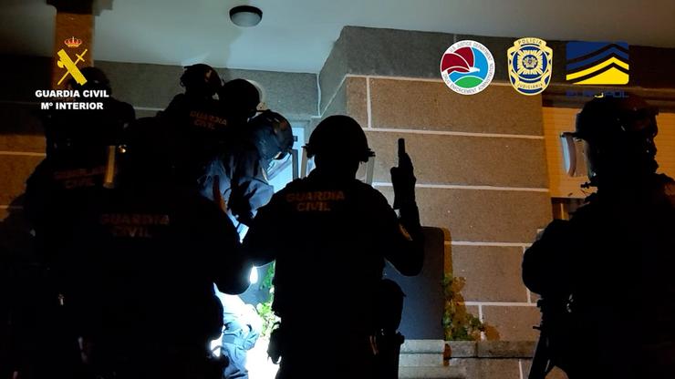 Operativo antidroga da Garda Civil que detivo aos integrantes do clan dos Piturros que desembarcaran dous toneladas de cocaína e droga en Portugal / Garda Civil 
