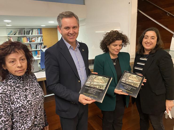 O delegado do Goberno en Galicia, José Miñones, mantén unha reunión con representantes do Colexio de Arquitectos de Galicia / DELEGACIÓN DO GOBERNO EN GALICIA 