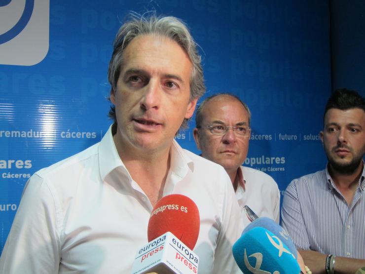 O PP nomea ao exministro Íñigo de la Serna coordinador do programa electoral para as eleccións de maio / E.P.