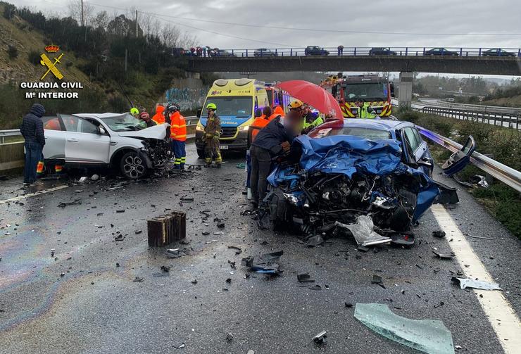 Aparatoso accidente cun home falecido na A-52 ao seu paso por Salvaterra de Miño 