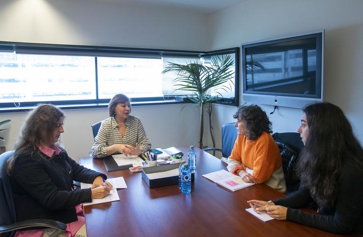 A secretaria xeral da Igualdade, Susana López Abella, reúnese co equipo técnico para facer balance dous encontros das Mesas de Coordinación Local contra a violencia de xénero / CONCHI PAZ - Europa Press