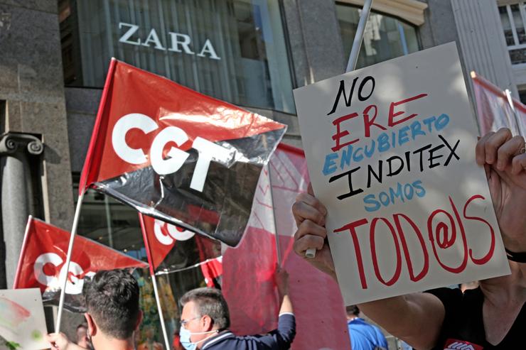 Arquivo - Unha manifestación convocada por CXT contra Inditex. Imaxe de arquivo. Cézaro De Luca - Europa Press - Arquivo 