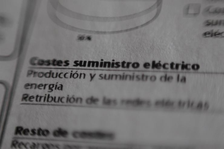 Arquivo - Recursos de facturas de gas e luz (Iberdrola e Gas Natural). EUROPA PRESS - Arquivo 