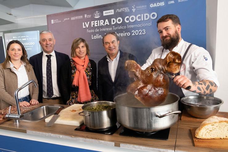 Xosé Crespo e Nava Castro na presentación da Feira do Cocido de Lalín / XUNTA - Europa Press