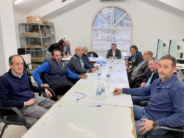 Pleno para escoller ao novo presidente. Foto: Prensa CRDO Valdeorras.