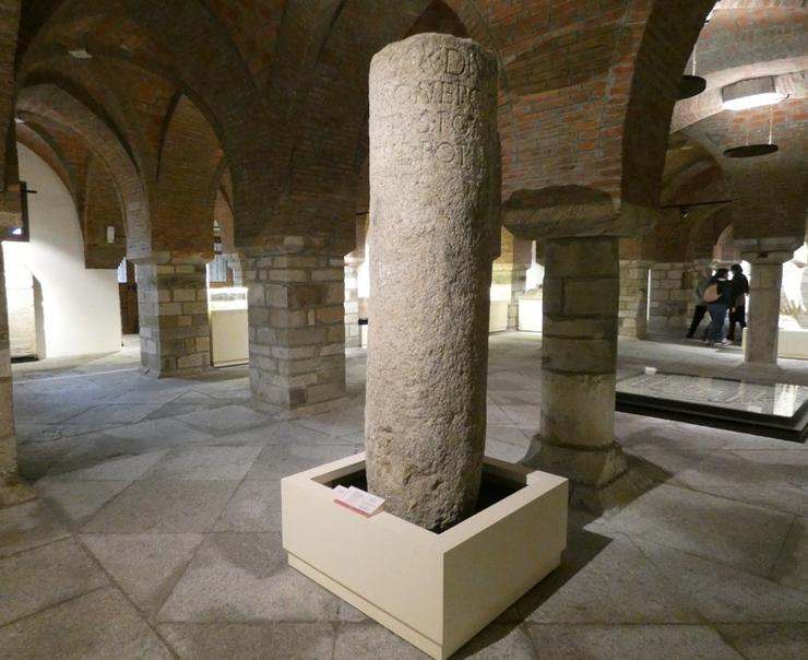 Miliario romano na actualidade, no Museo de los Caminos de Astorga / Xabier Moure