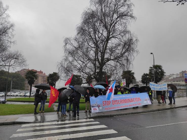 Funcionarios de gardacostas concéntranse en Santiago. / Europa Press