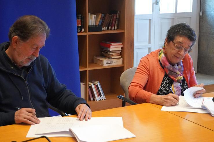 Firma do acordo para a cesión de parte do fondo sonoro de Suso de Toro.. CONSELLO DA CULTURA / Europa Press