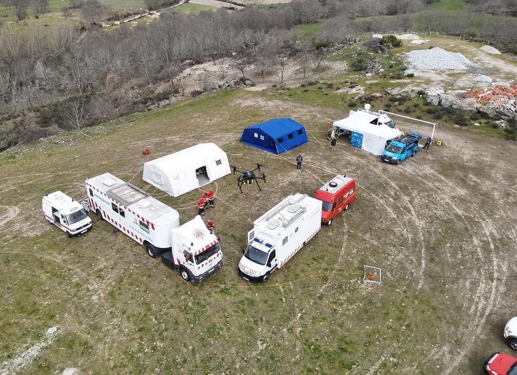 Efectivos da Xunta participando nun simulacro de incendio transfronteirizo en Vinhais / Europa Press