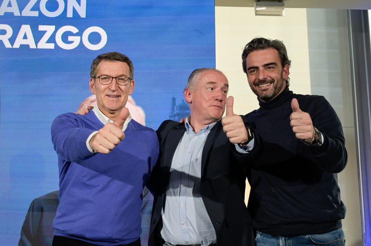 O presidente do PP, Alberto Núñez Feijóo, co candidato do PP á Alcaldía da Coruña, Miguel Lorenzo, e o presidente provincial do PP coruñés, Diego Calvo. M DYLAN / Europa Press