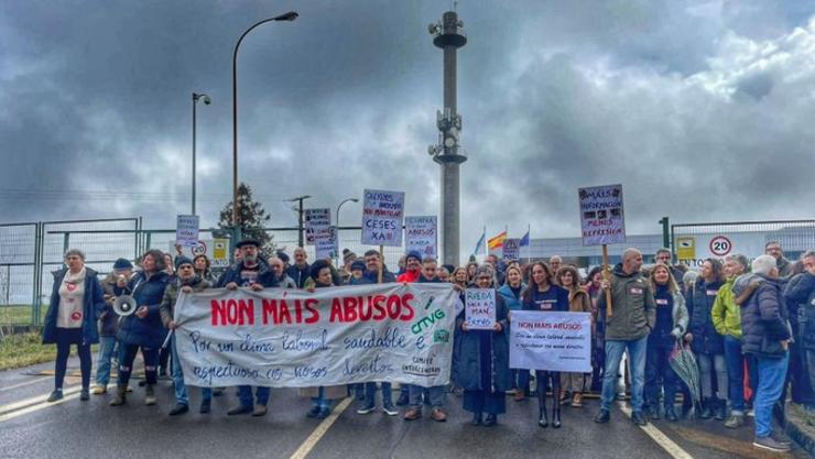 Traballadores e traballadoras da CRTVG nunha protesta durante a folga 