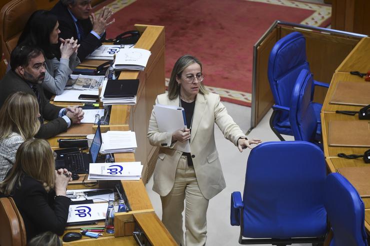 A conselleira de Infraestruturas e Mobilidade, Ethel Vázquez, comparece no pleno da Cámara galega 