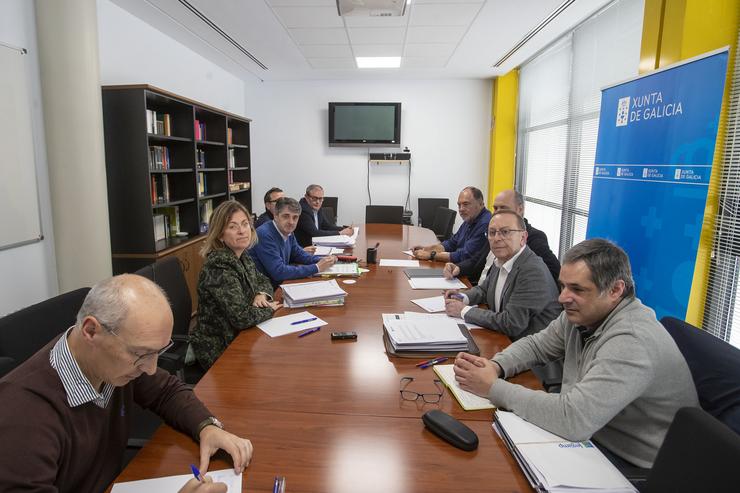 Representantes da Xunta e da Fegamp participan na primeira reunión da comisión técnica para avaliar as competencias de cada administración. CONCHI PAZ