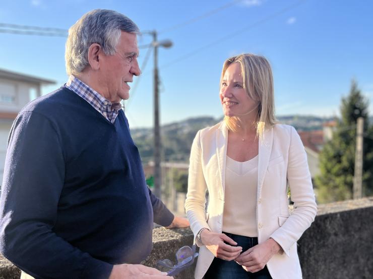 O exalcalde de Vigo co PP, Manuel Pérez, e a candidata popular á Alcaldía olívica, Marta Fernández-Tapias.. PP DE VIGO