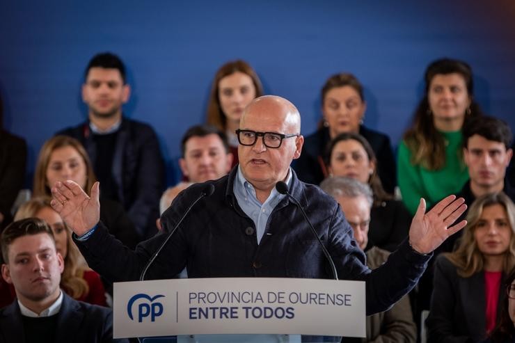 O presidente de PP da provincia de Ourense, Manuel Baltar, intervén durante un acto do Partido Popular de Galici /Agostime Iglesias