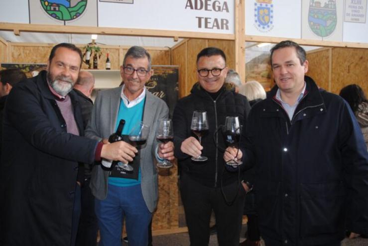 Antonio Lombardía, Pte DO Ribeira Sacra, Luis Guitián, Alcalde de Sober, José González, Conselleiro de Medio Rural, e José Luis Cabarcos, de AGACA / Xunta de Galicia.