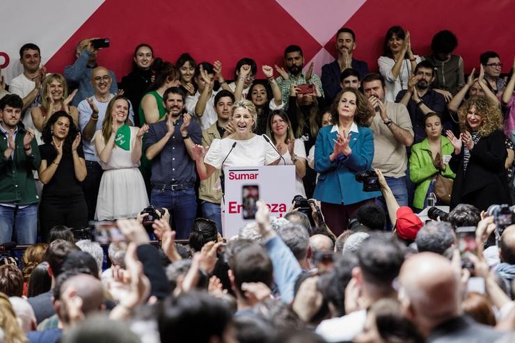 A vicepresidenta segunda e ministra de Traballo e Economía Social, Yolanda Díaz, intervén durante o acto 'Empeza todo' da plataforma Sumar, no que Díaz presenta a súa candidatura para a presidencia do Goberno.. Carlos Luján - Europa Press 