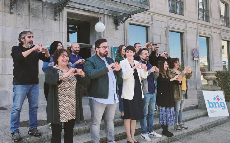 A portavoz nacional do BNG, Ana Pontón, con candidatos ás alcaldías de municipios da área Metropolitana de Vigo. / Europa Press