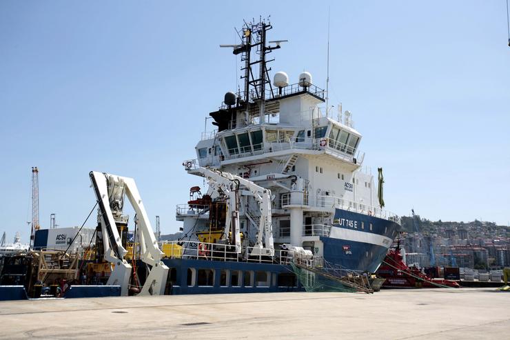 Buque 'Ártabro', de ACSM Shipping, atracado no porto de Vigo antes de partir para inspeccionar o pecio da 'Vila de Pitanxo' en augas de Terranova (Canadá).. JAVIER VÁZQUEZ/EUROPA PRESS / Europa Press