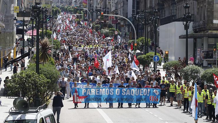 Miles de persoas durante a manifestación convocada pola CIG  polo Día Internacional dos Traballadores, a 1 de maio de 2023, en Vigo, Pontevedra, Galicia (España).. Javier Vázquez - Europa Press 