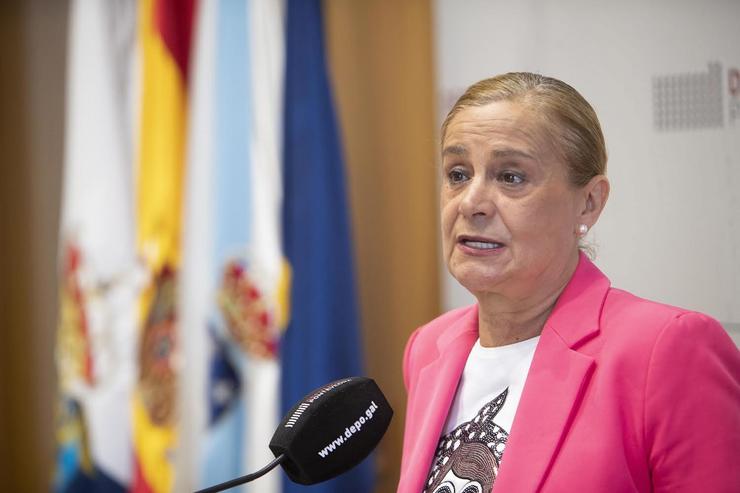 A presidenta da Deputación en Pontevedra, Carmela Silva, comparece en rolda de prensa o 29 de maio de 2023 
