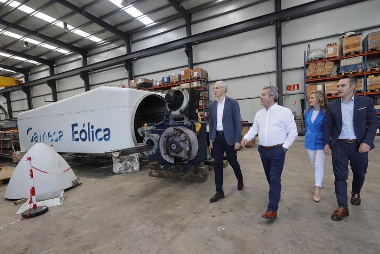O vicepresidente primeiro, Francisco Conde, visita as instalacións de Fuso Renovables nas Somozas (A Coruña).. XUNTA / Europa Press