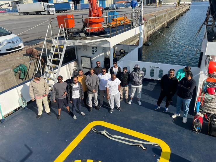 Un grupo de 14 persoas da Garda Nacional de Dubai (Emiratos Árabes Unidos) fórmase en Galicia en rescate e loita contra a contaminación no mar.. XUNTA / Europa Press