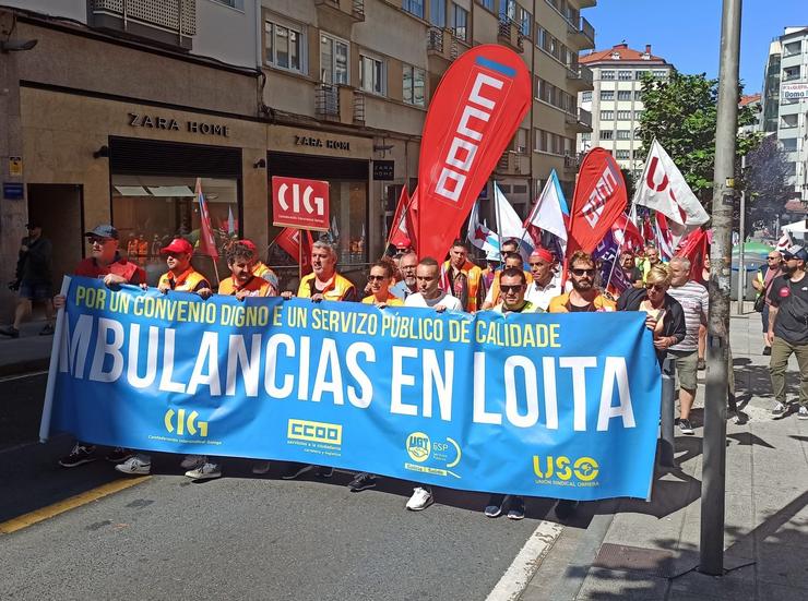 Protesta de traballadores do sector de ambulancias, en Santiago / Europa Press
