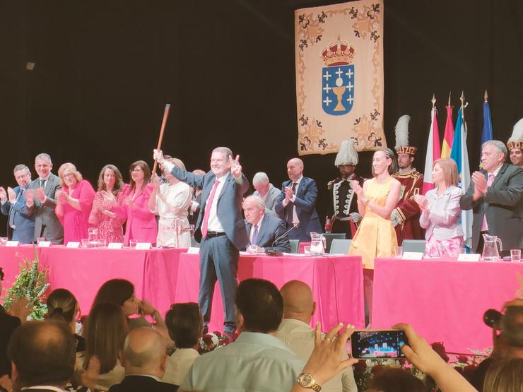 Abel Caballero, investido alcalde para un quinto mandato consecutivo en Vigo, no pleno extraordinario do 17 de xuño de 2023. / Europa Press